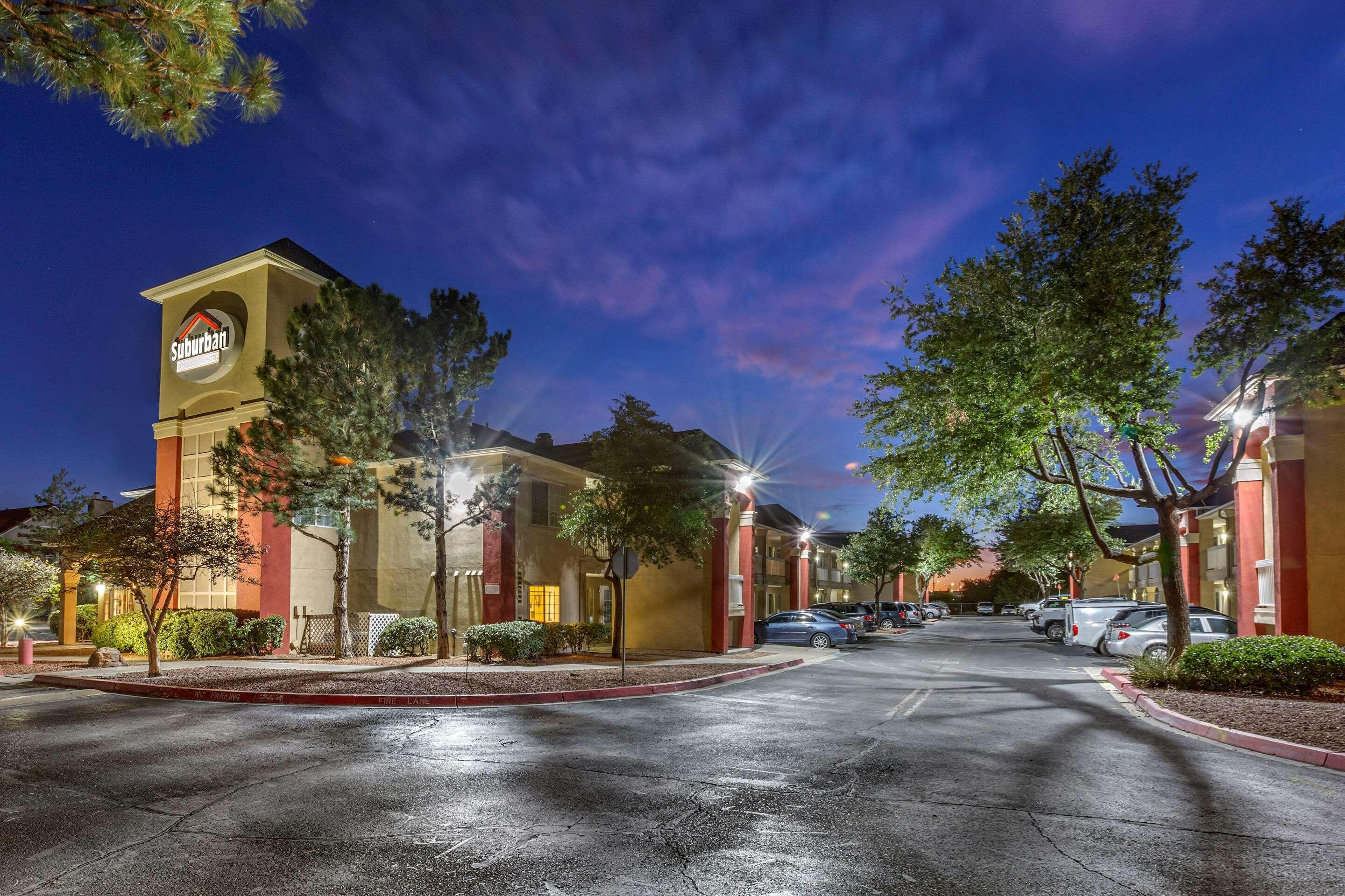 Hotel Suburban Midtown - University